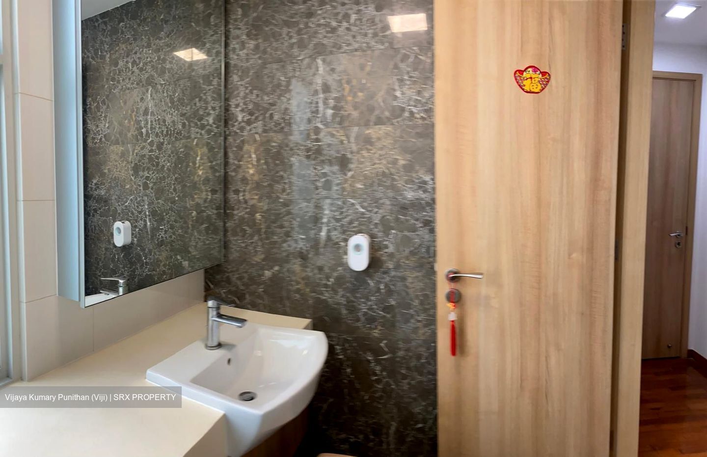 Caspian (D22), Condominium #557823491